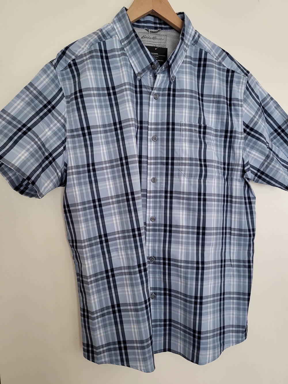 Men's Light Blue Plaid Short-Sleeve Button-Up Shirt XL